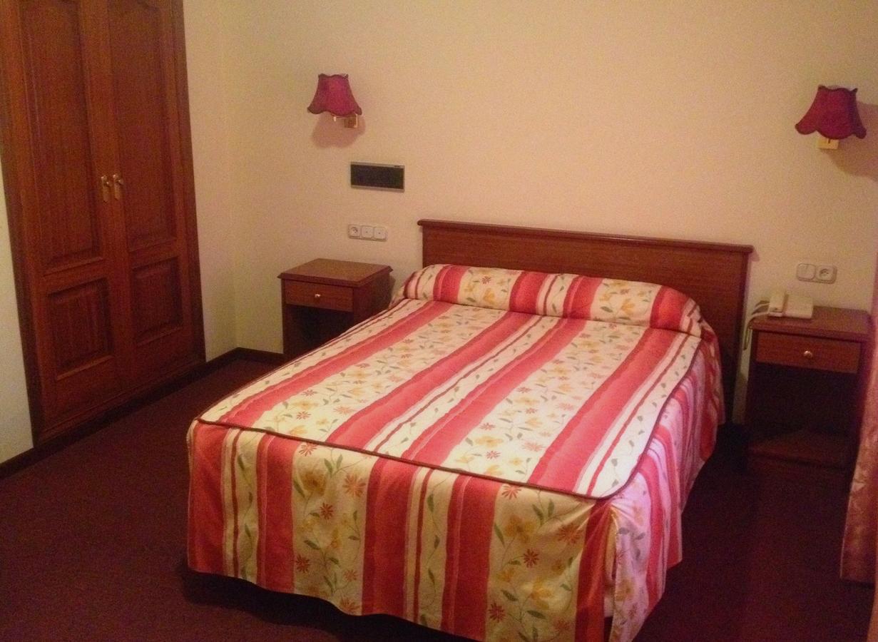 Capital De Galicia Hotel *